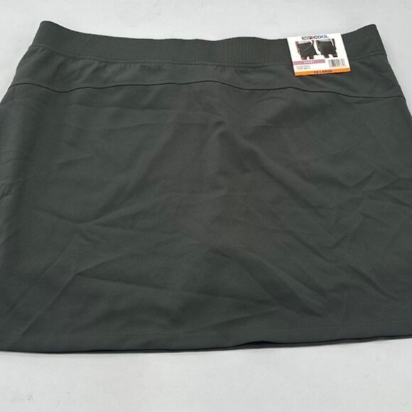 32 Degrees Cool Women's Soft 4-Way Stretch Comfort Skort, Green, Size XXL - Picture 2 of 5